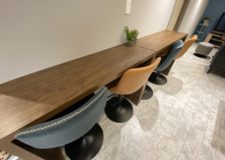 The counter seat that makes you feel cafe-like