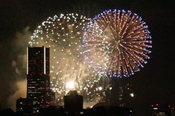 Kanagawa Newsletter Firework @ Firsthouse Gumyouji (9 min to Yokohama)