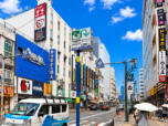 船橋駅前商店街で気軽に外食も楽しめます。