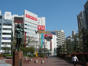 西友・駅前広場_R